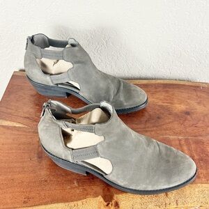 Eileen fisher Vanda cutout leather ankle casual Chelsea booties